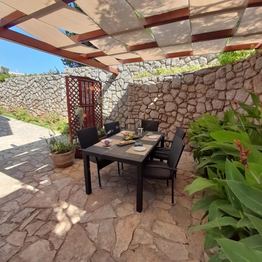 2-Bedroom Apartment 300M From Beach In Punat Zewnętrze zdjęcie
